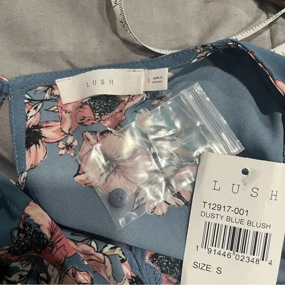 NWT Lush Ruffle Bell Sleeve Blouse in Dusty Blue Blush/Ivory Floral Size Small - Picture 6 of 7